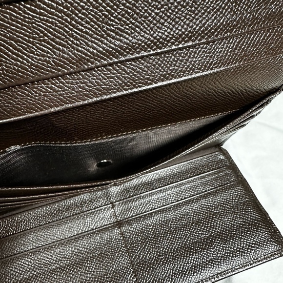 Bvlgari Leather Wallet Chocolate Brown with Snap Closure - Picture 6 of 12